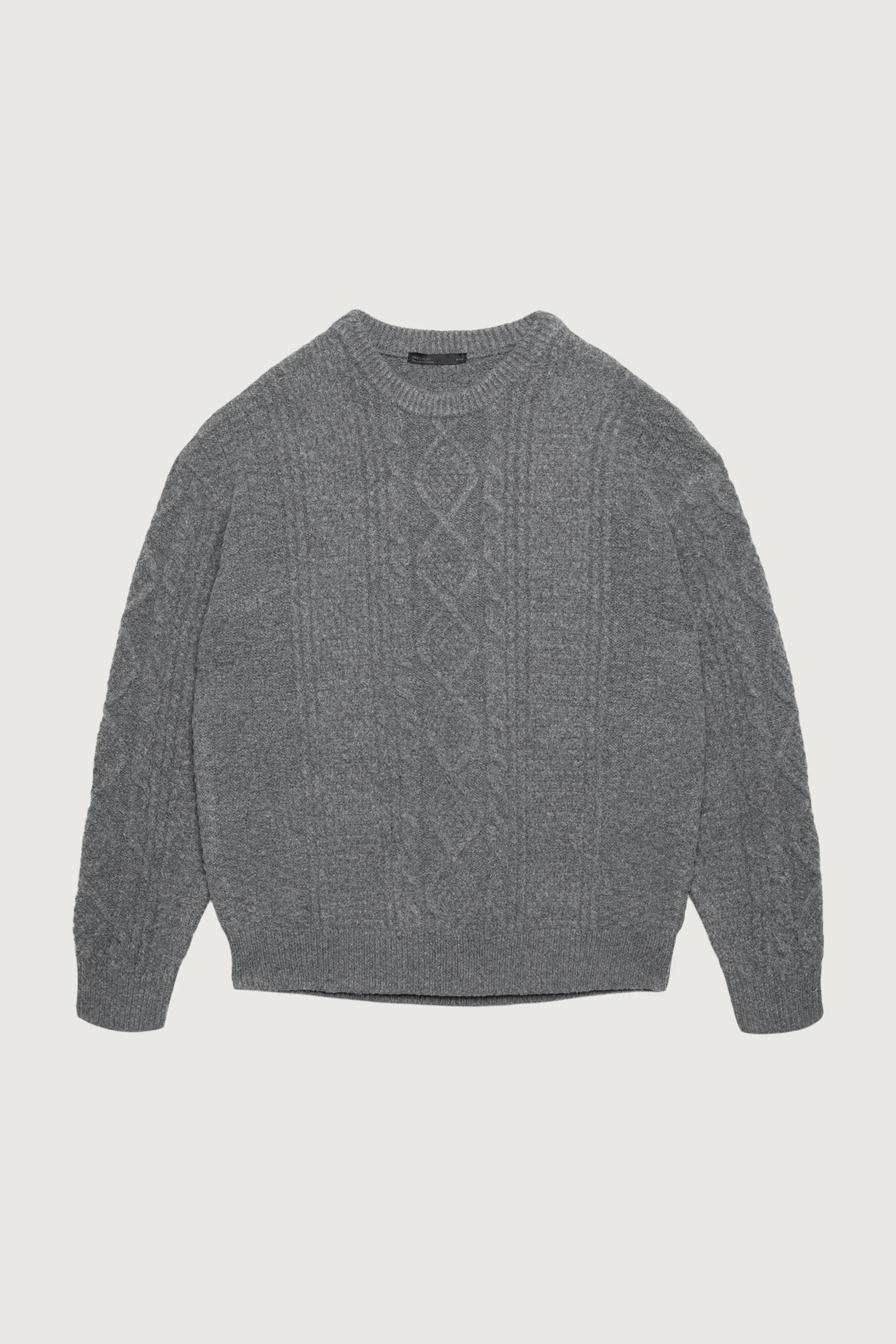 CABLE KNIT CREWNECK SWEATER