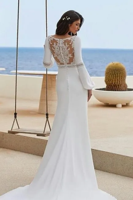 Charming Column Satin Long Sleeve White Wedding Dresses With Appliques