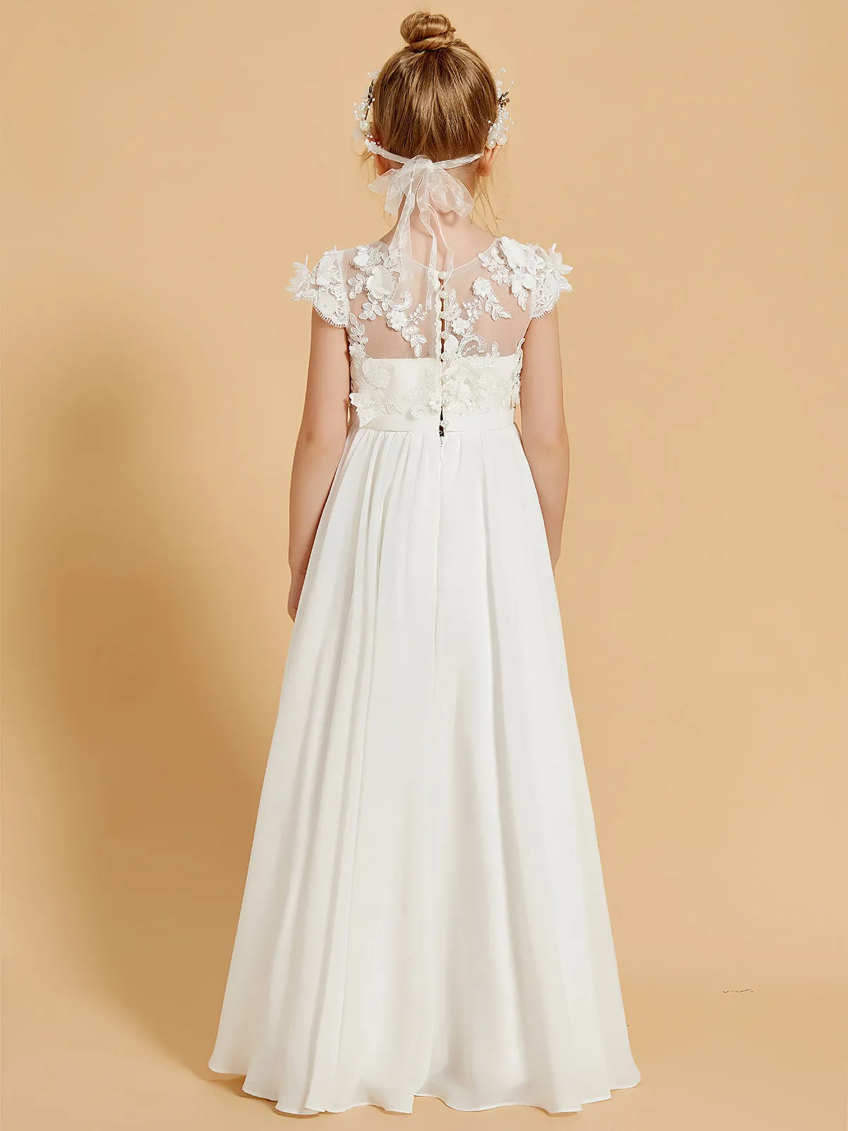 Charming Flower Girl Dresses with Chiffon and Appliqued Details