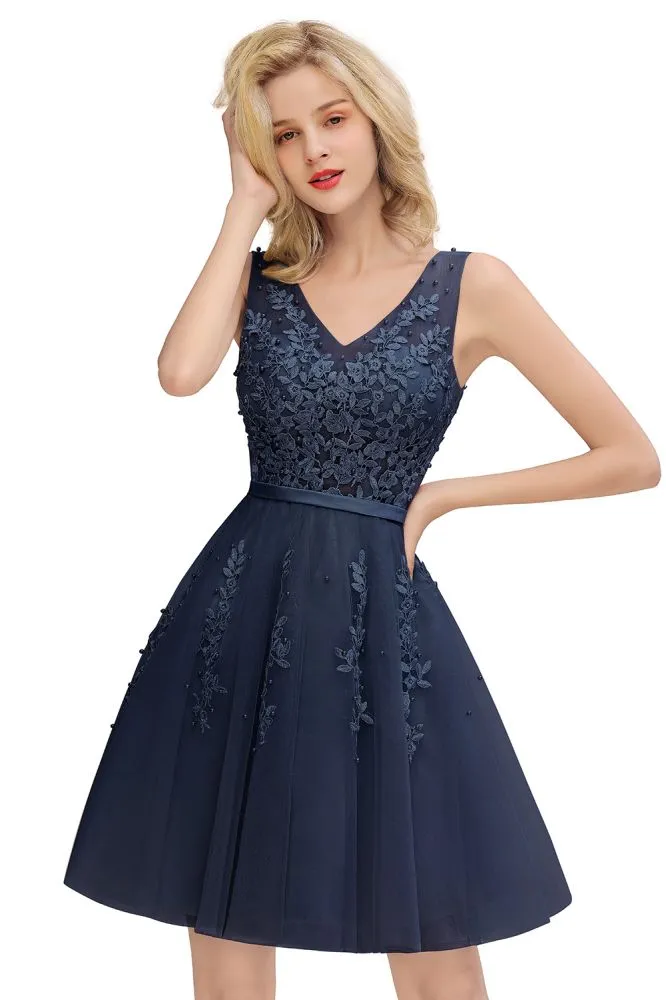 Charming V-Neck Tulle Lace Appliques Short Homecoming Dress Aline Backless Party Dress