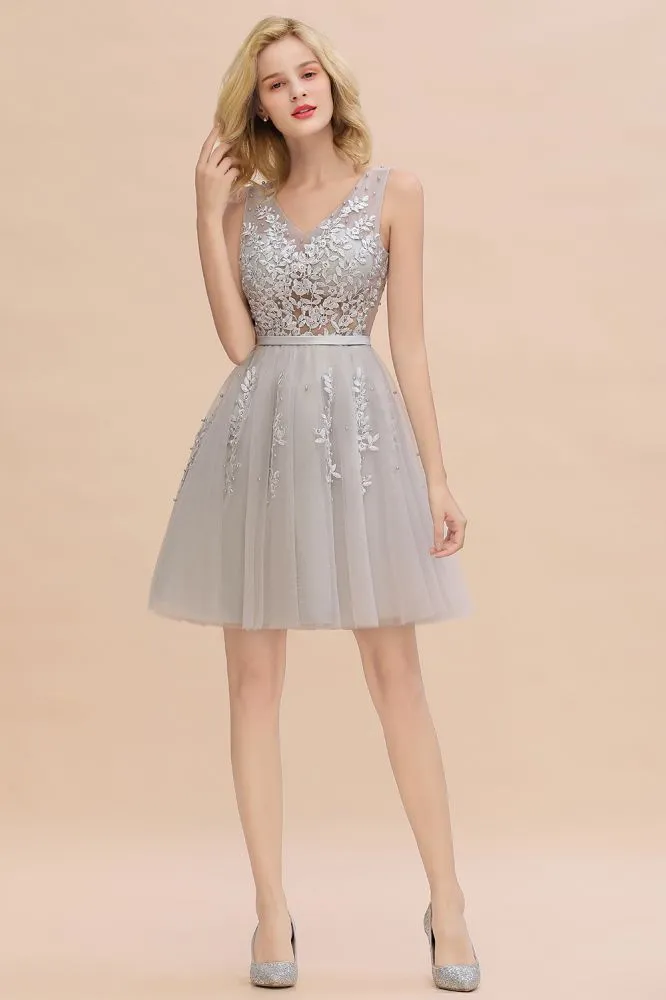 Charming V-Neck Tulle Lace Appliques Short Homecoming Dress Aline Backless Party Dress