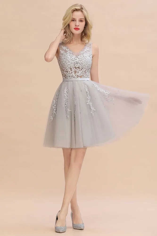 Charming V-Neck Tulle Lace Appliques Short Homecoming Dress Aline Backless Party Dress