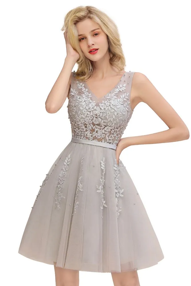 Charming V-Neck Tulle Lace Appliques Short Homecoming Dress Aline Backless Party Dress