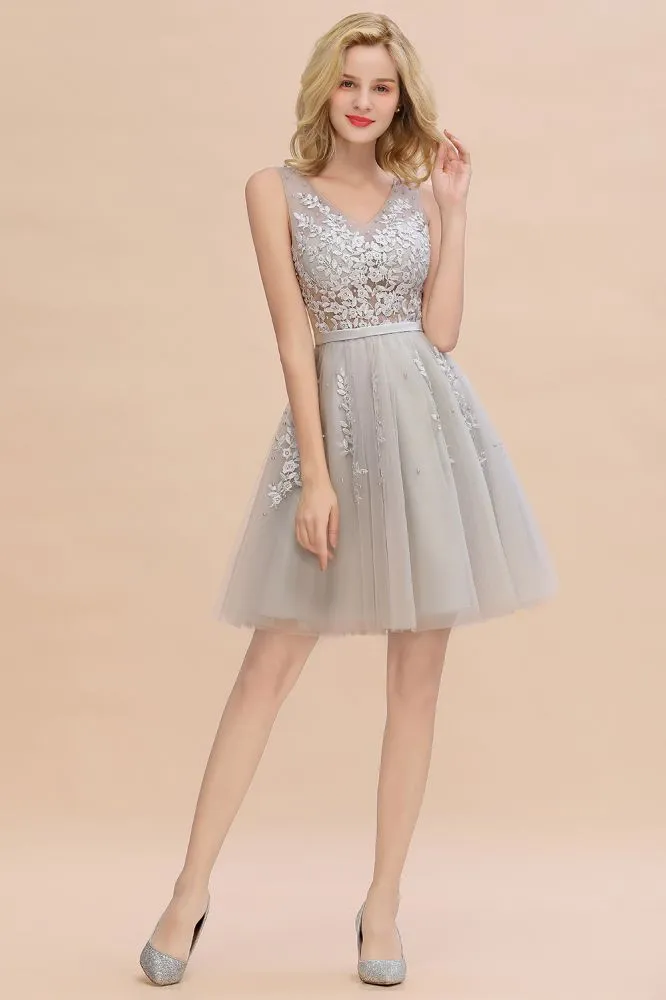 Charming V-Neck Tulle Lace Appliques Short Homecoming Dress Aline Backless Party Dress