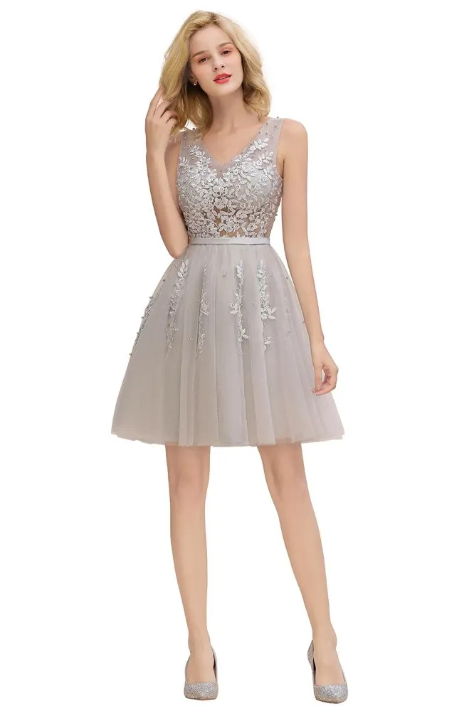 Charming V-Neck Tulle Lace Appliques Short Homecoming Dress Aline Backless Party Dress