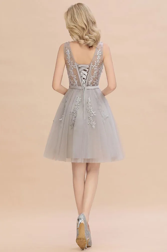 Charming V-Neck Tulle Lace Appliques Short Homecoming Dress Aline Backless Party Dress