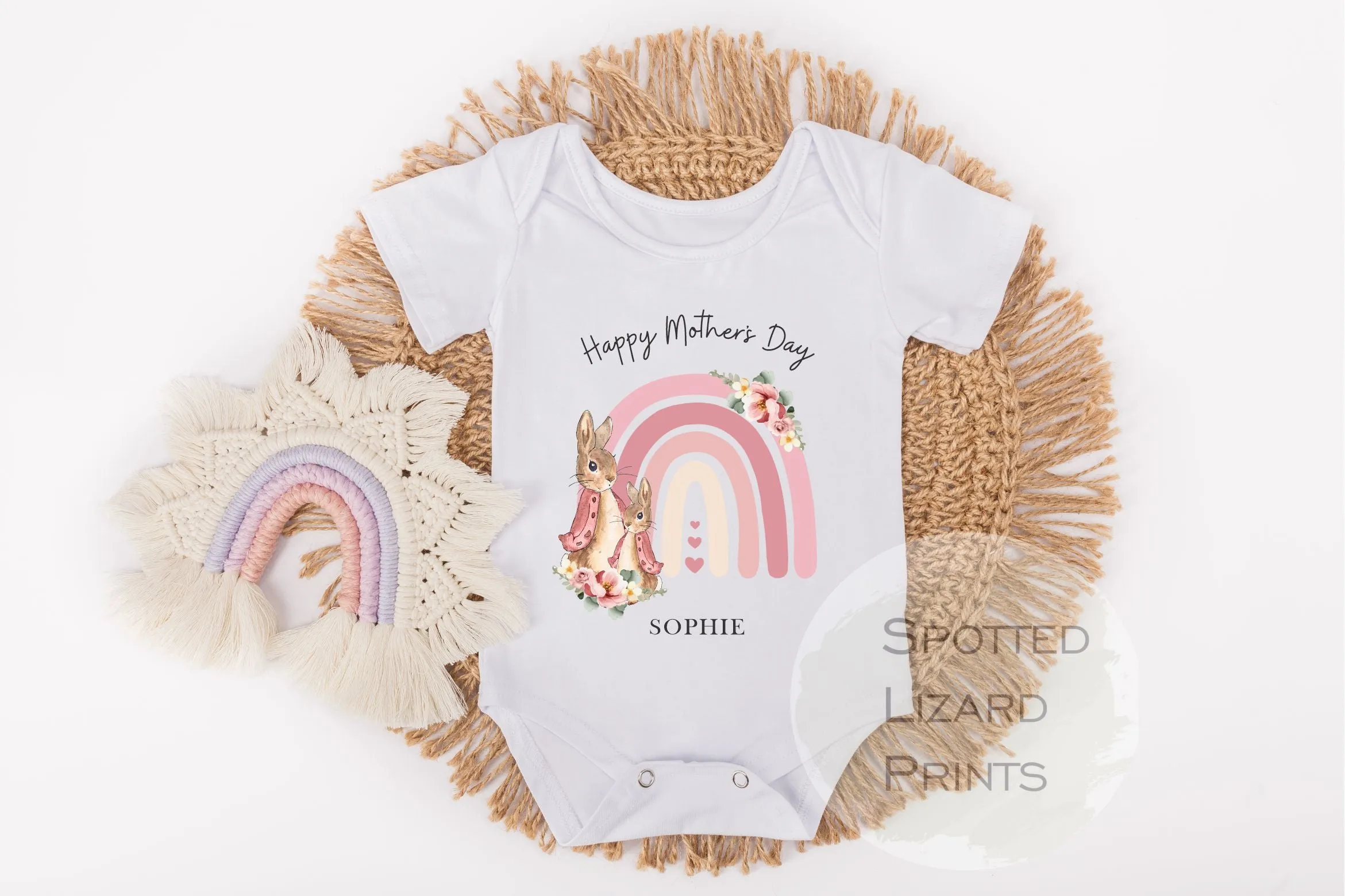 Peter Rabbit Happy Mother's Day MUMMY Baby Outfit (First Mother's Day 1st Mother's Day Mummy l New Mum Gift | Love My Mum)